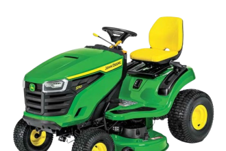 John Deere S110 Lawn Tractor